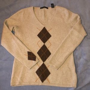 Lord & Taylor brown cashmere sweater M